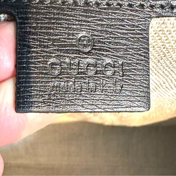 GUCCI black leather Bullet bag large top handle. PERFECT CONDITION. Barely used. - Picture 9 of 13